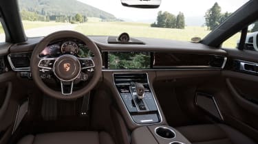 Porsche Panamera 4S diesel 2016 - interior