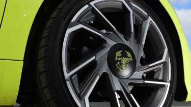 Abarth 500e - 18-inch alloy wheel