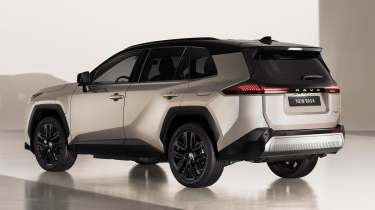 Toyota RAV4 - rear static