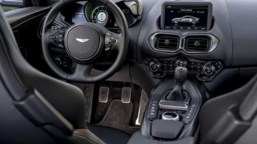 Aston Martin Vantage AMR - dash