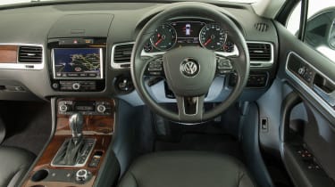 Used Volkswagen Touareg - dash