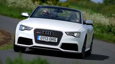 Audi RS5 Cabriolet front action