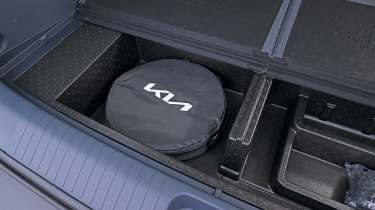 Kia PV5 Passenger - spare wheel