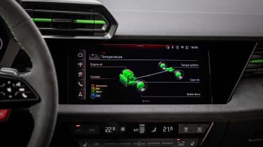 Audi RS 3 - screen