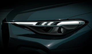 New Audi Q5 headlight teaser 