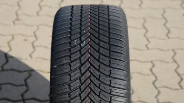 Bridgestone WeatherControl A005 EVO