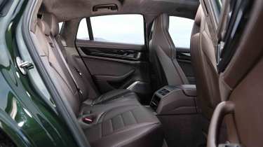 Porsche Panamera Turbo E-Hybrid - rear seats