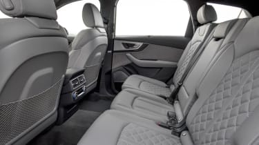 Audi SQ7 - rear seats