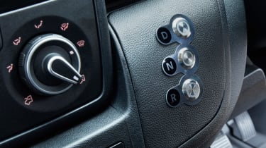 Peugeot e-Boxer - transmission