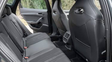 Cupra Formentor e-Hybrid - rear seats