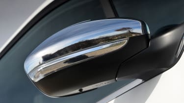Peugeot 208 GTi wing mirror