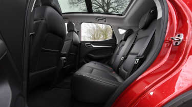 MG ZS Mk1 - rear seats