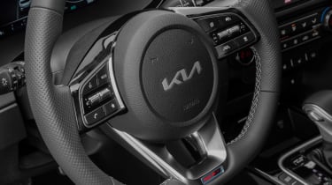 Kia XCeed facelift - steering wheel