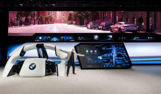 BMW Panoramic iDrive 1