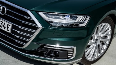 Audi A8 60 TFSI e - front detail