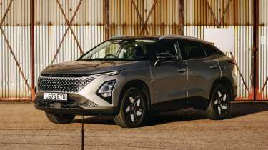 Omoda 5 SHS-H - front static