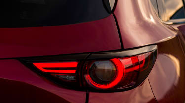 Mazda CX-5 2.2d Sport Nav - taillight