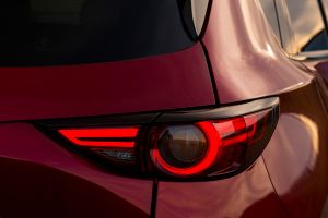 Mazda CX-5 2.2d Sport Nav - taillight