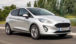 Ford Fiesta Trend - front tracking