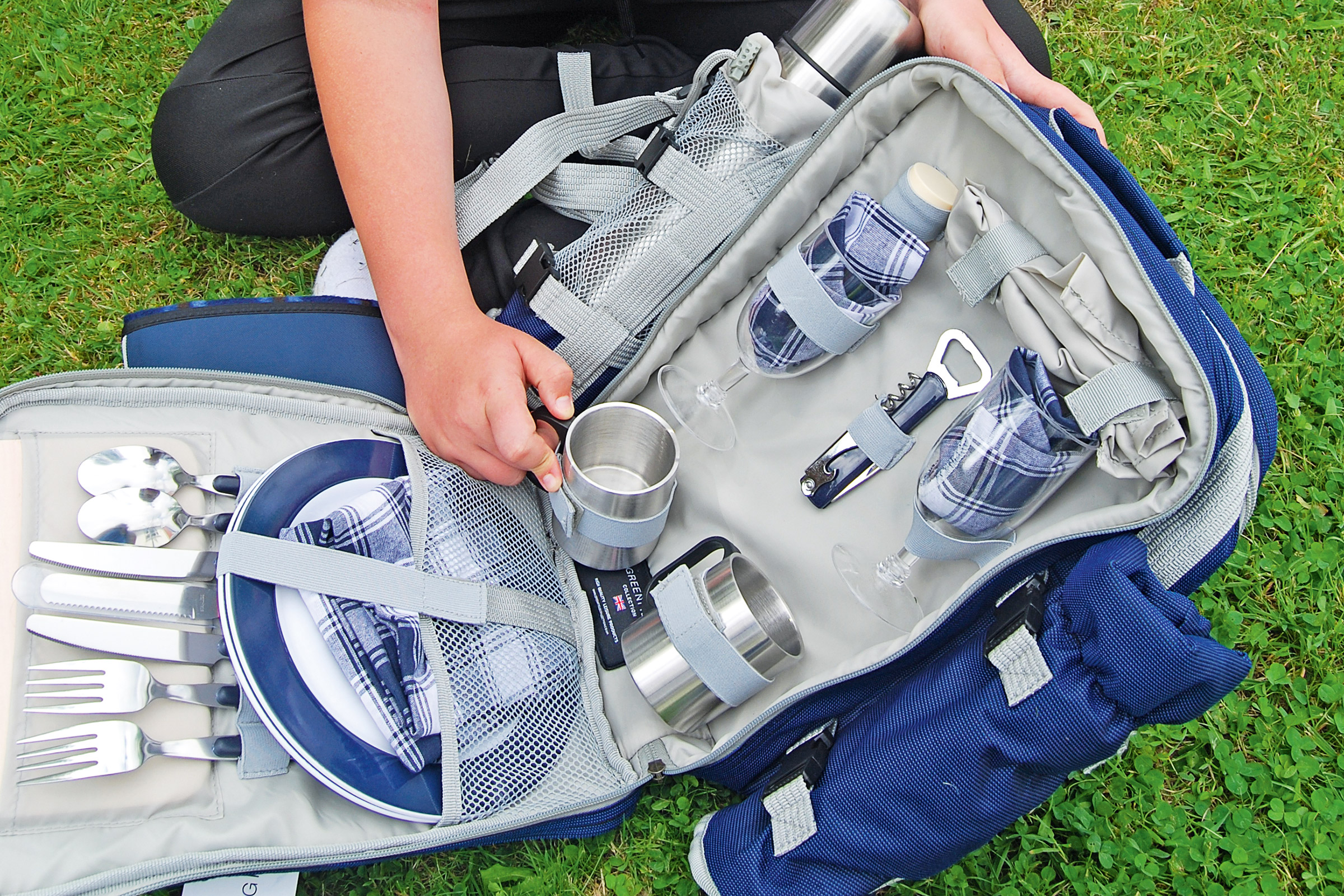 Best picnic hampers 2019 Auto Express