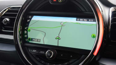 MINI Clubman - infotainment screen displaying navigation