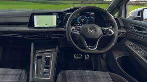 Volkswagen Golf GTD - dash