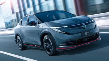 Nissan Leaf Nismo - dynamic front angled