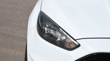 Ford Focus ST Mountune - front light