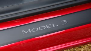 Tesla%20Model%203%20Standard%20Range%20Plus%202020%20-6.jpg