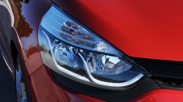 Clio Renaultsport 200 EDC Lux headlight