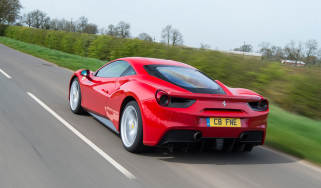 Ferrari 488 GTB 2016 - rear tracking