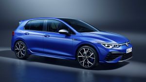 Volkswagen%20Golf%20R%202020%20hot%20hatch-5.jpg