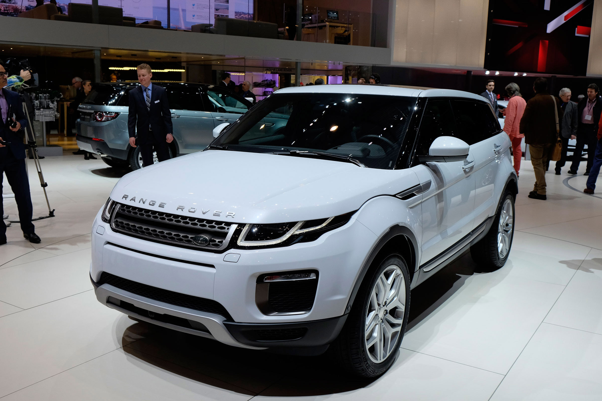 Range Rover Evoque facelift prices revealed  Auto Express