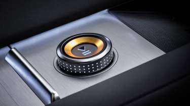 Polestar 4 - rotary controller