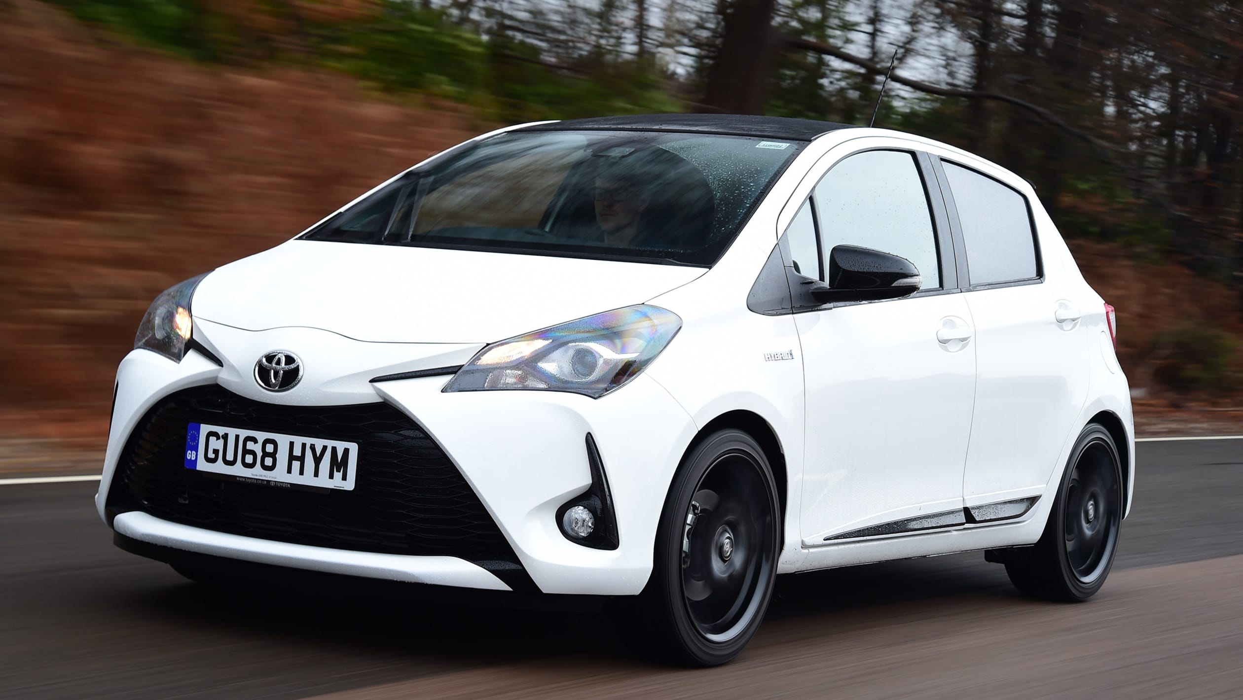 Toyota Yaris Gr Sport Vs Ford Fiesta St-line - Pictures 