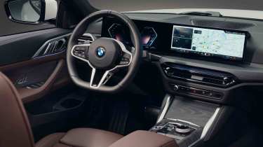 BMW 4 Series Convertible - dashboard alt