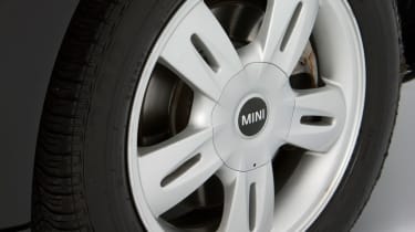 MINI Convertible alloy wheel