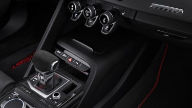 Audi R8 V10 GT RWD - interior