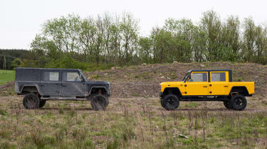 Munro pick-up - side-by-side