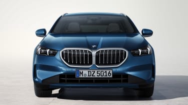 BMW 5 Series Touring - full front studio