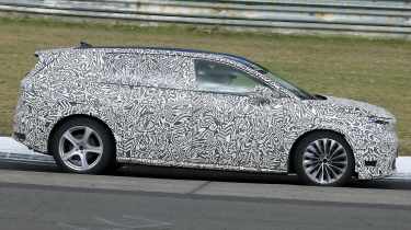 Skoda Vision 7S seven-seat EV - dynamic side profile