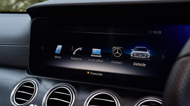 Mercedes E 300 de - long-term review - interior