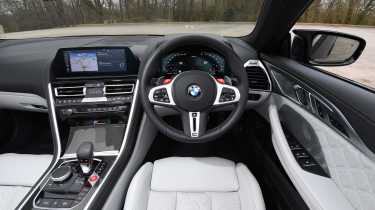 Used BMW 8 Series - dash