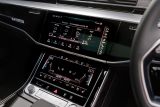 Audi A8 - screens