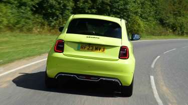 Abarth 500e - rear tracking, full width