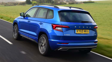 Skoda Karoq - rear tracking