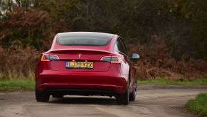 Tesla%20Model%203%20Standard%20Range%20Plus%202020%20-19.jpg