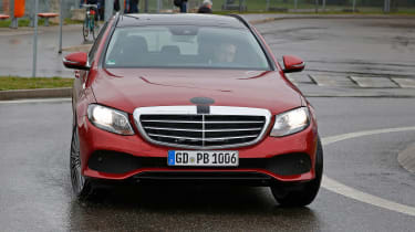 Mercedes E-Class estate spies front