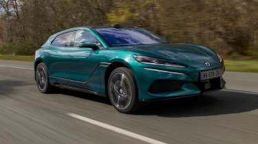 Denza Z9GT EV - front tracking