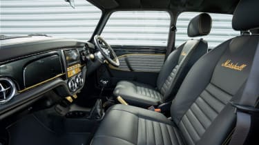 DBA Mini Remastered Marshall Edition - interior